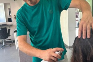 Friseurmeister André Herzog beteiligte sich an Hände hoch fürs Handwerk 2025.